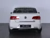 Volkswagen Passat Thumbnail 4