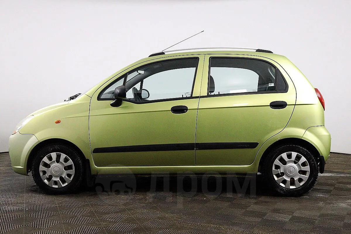 Chevrolet Spark Image 8